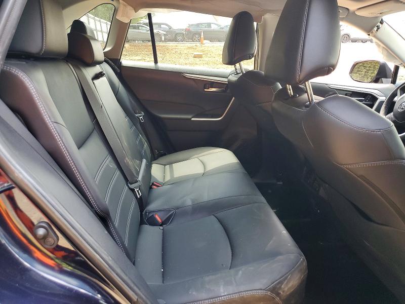Photo 11 from auction – 2022 TOYOTA RAV4 with VIN 2T3C1RFVXNW219309