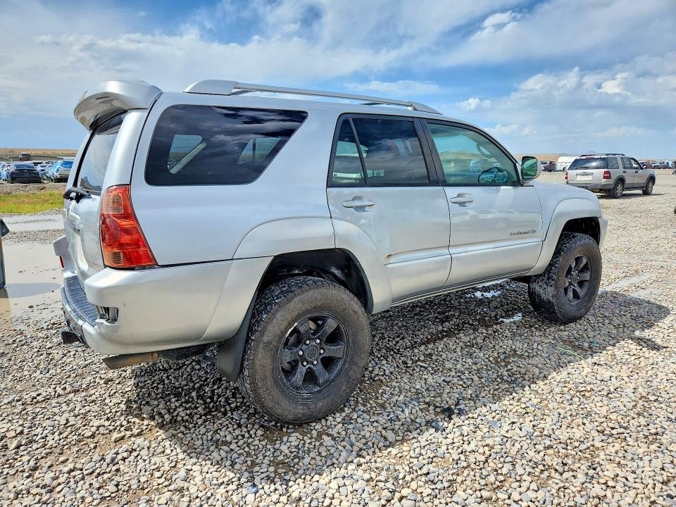 Photo 3 from auction – 2005 TOYOTA 4RUNNER with VIN JTEBT14R150048785