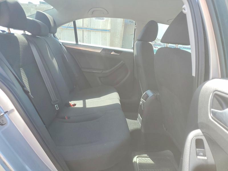 Photo 10 from auction – 2016 VOLKSWAGEN JETTA with VIN 3VW267AJ4GM337539