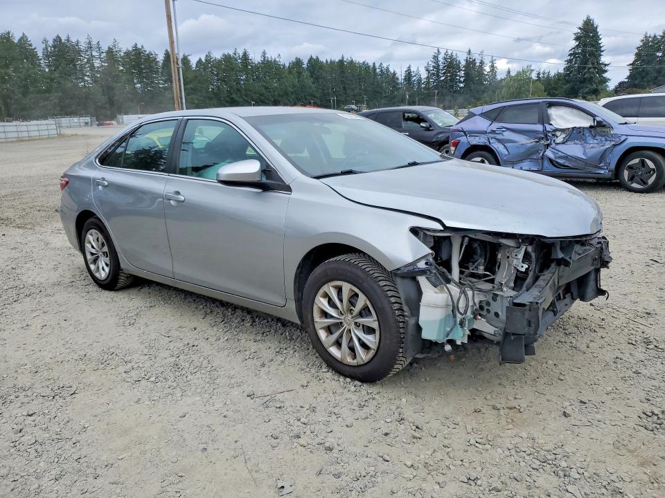 Photo 4 from auction – 2016 TOYOTA CAMRY with VIN 4T4BF1FK4GR527890