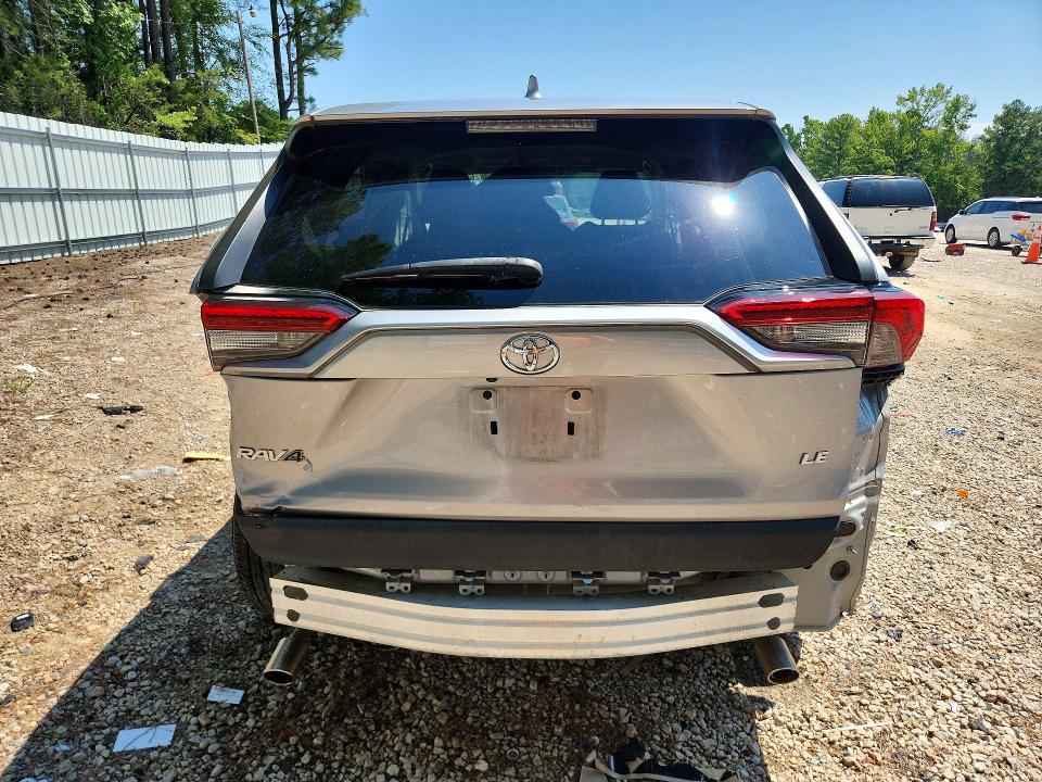 Photo 6 from auction – 2022 TOYOTA RAV4 with VIN 2T3H1RFV4NC192762