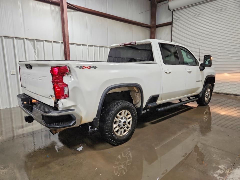 Photo 3 from auction – 2023 CHEVROLET SILVERADO with VIN 2GC1YNE7XP1712529