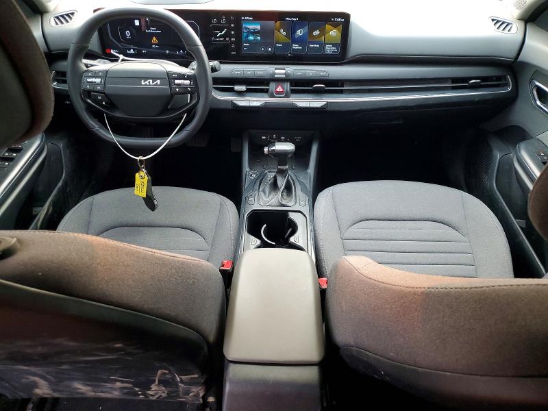 Photo 8 from auction – 2025 KIA K4 with VIN 3KPFU4DE3SE031829