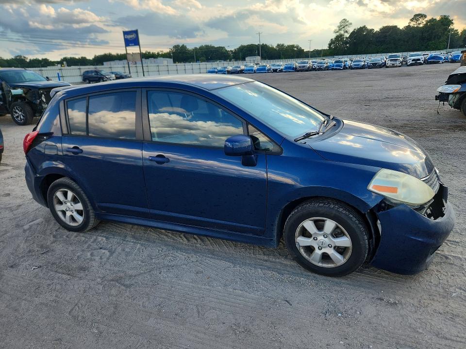 Photo 4 from auction – 2008 NISSAN VERSA with VIN 3N1BC13E58L395307