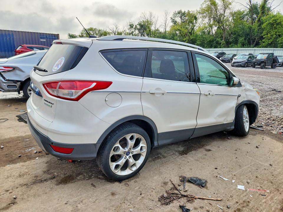 Photo 3 from auction – 2014 FORD ESCAPE with VIN 1FMCU0J95EUB13436