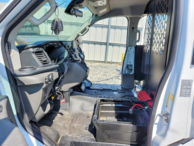Photo 7 from auction – 2025 FORD TRANSIT with VIN 1FTBR1Y83SKB04942