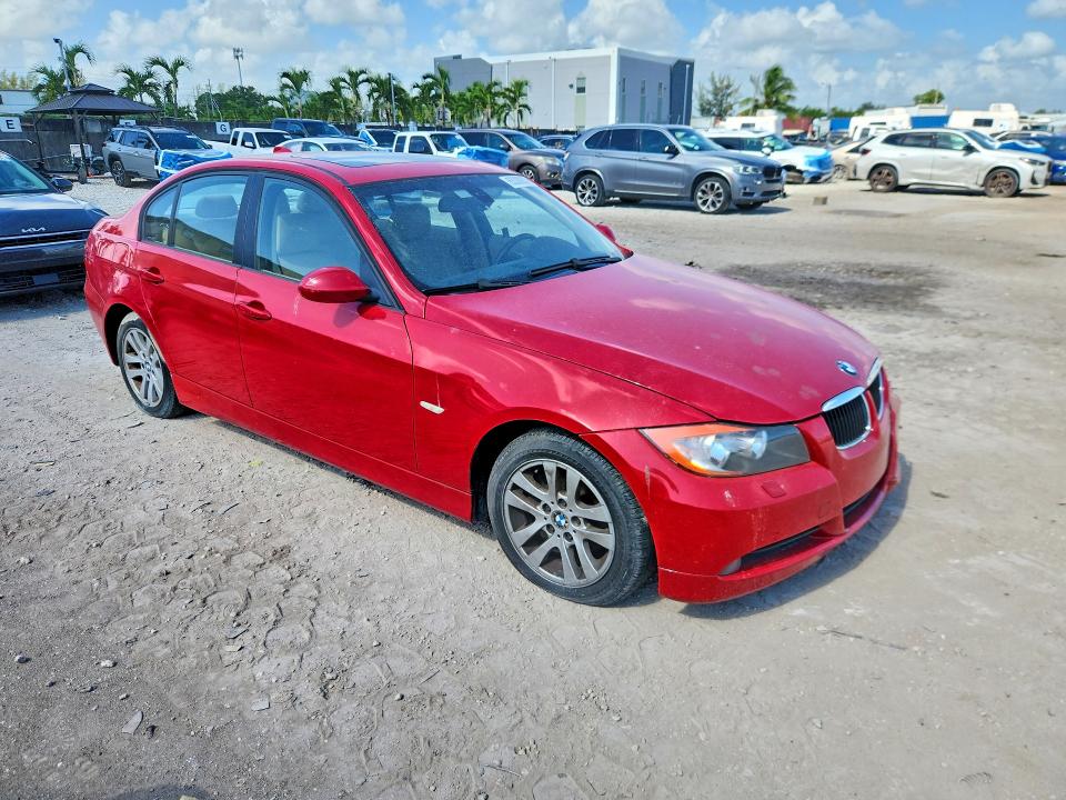 Photo 4 from auction – 2007 BMW 328 with VIN WBAVC935X7KX59503