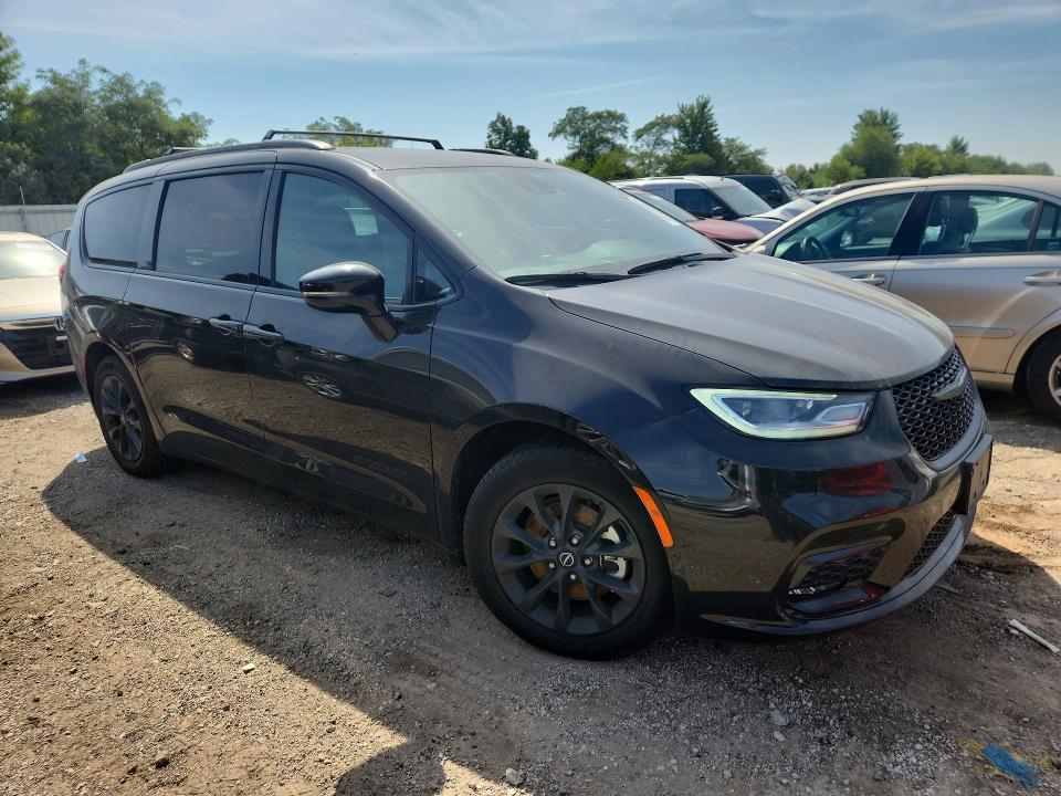 Zdjęcie 4 z aukcji – 2025 CHRYSLER PACIFICA z VIN 2C4RC1BG8SR594196