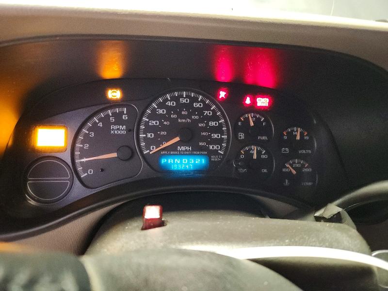 Photo 9 from auction – 2002 GMC YUKON XL with VIN 3GKEC16Z02G318924