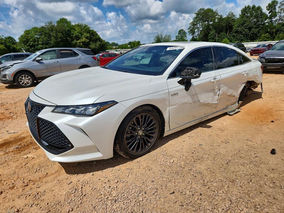 TOYOTA AVALON 2021 with VIN 4T1EA1AB5MU003155 - Photo from auction