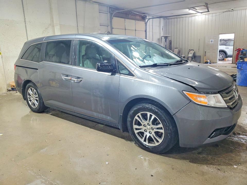 Photo 4 from auction – 2012 HONDA ODYSSEY with VIN 5FNRL5H63CB144992