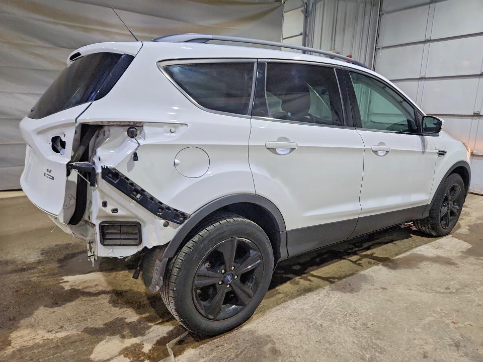Photo 3 from auction – 2016 FORD ESCAPE with VIN 1FMCU9GX7GUA30412