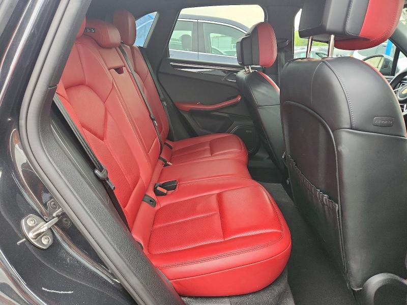 Photo 11 from auction – 2018 PORSCHE MACAN with VIN WP1AA2A57JLB19136