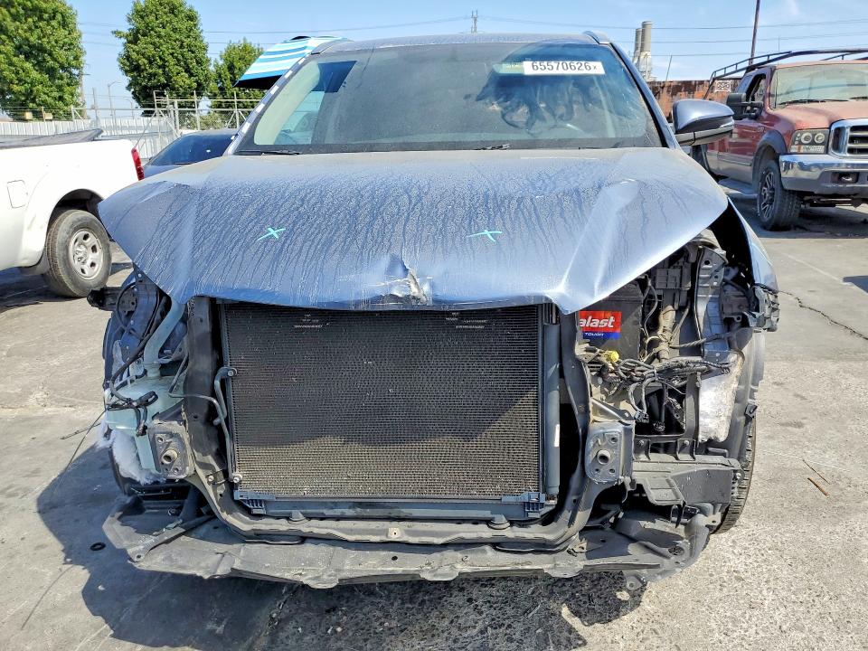 Photo 5 from auction – 2015 TOYOTA HIGHLANDER with VIN 5TDKKRFH2FS117511