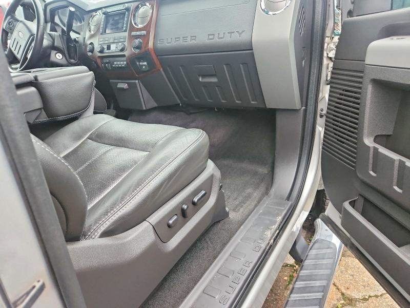 Photo 12 from auction – 2012 FORD F250 with VIN 1FT7X2B67CEA69427