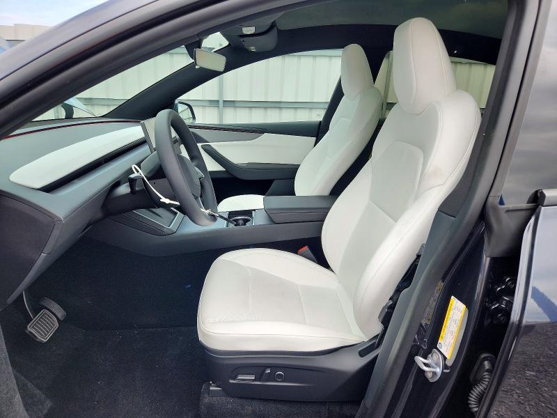 Photo 7 from auction – 2026 TESLA MODEL Y with VIN 7SAYGDEE5TA702699