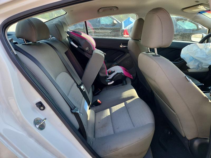 Photo 10 from auction – 2014 KIA FORTE with VIN KNAFX4A81E5106451