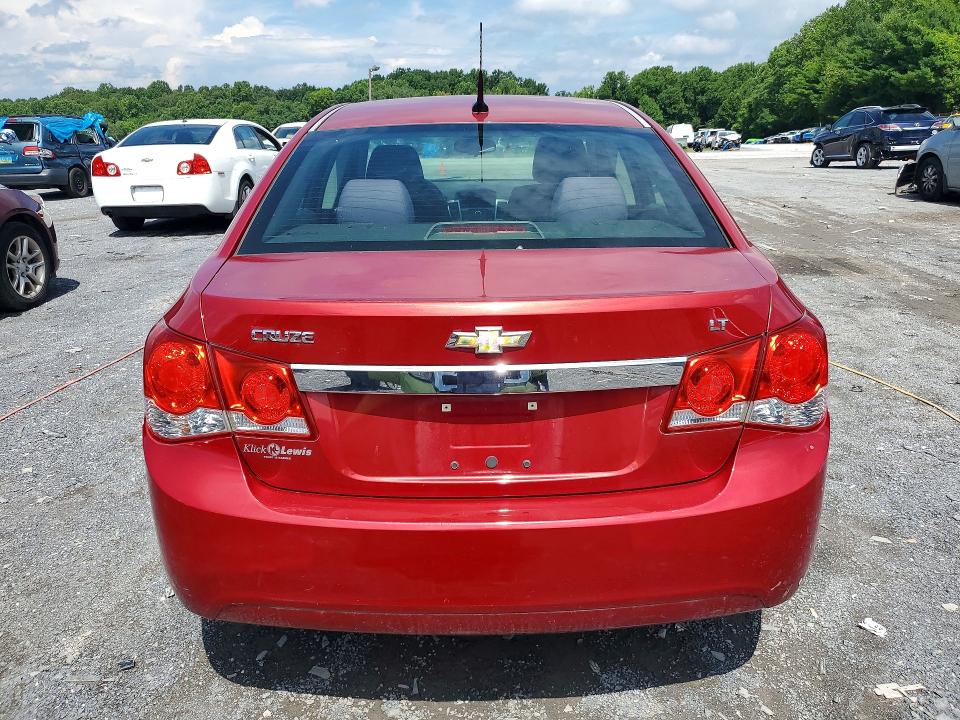 Photo 6 from auction – 2014 CHEVROLET CRUZE with VIN 1G1PC5SB3E7298763