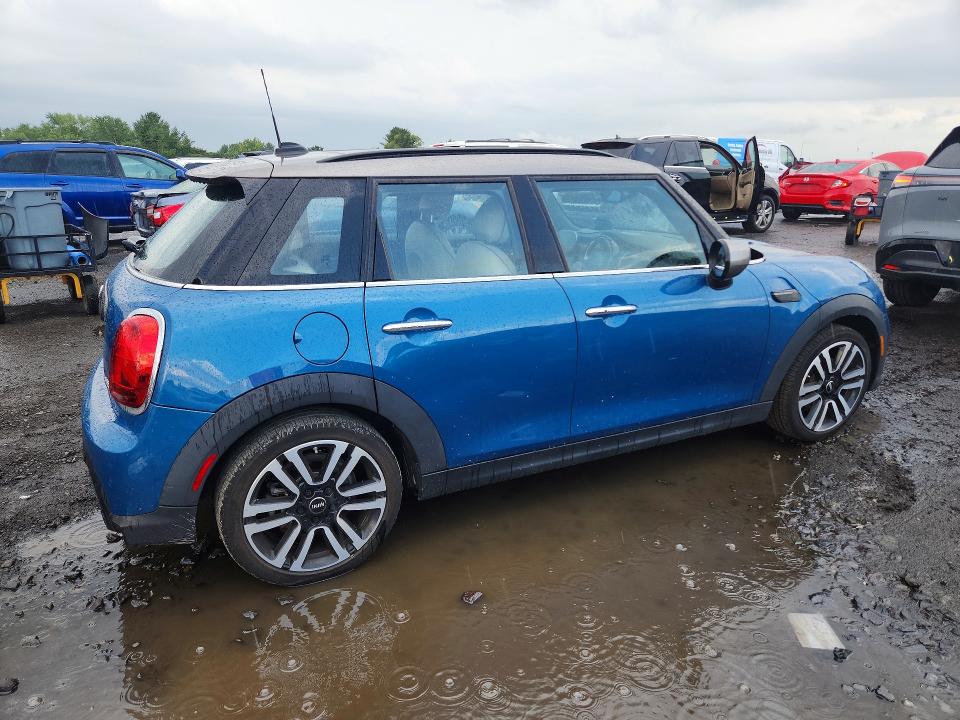 Zdjęcie 3 z aukcji – 2022 MINI COOPER z VIN WMW33DK01N2R94174