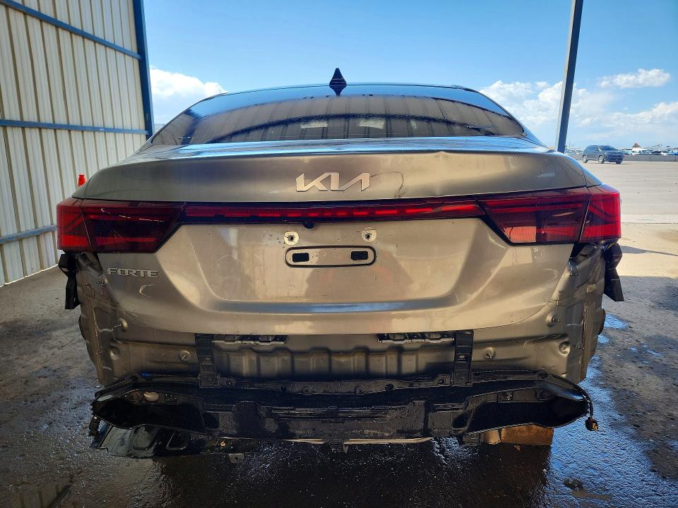 Photo 6 from auction – 2023 KIA FORTE with VIN 3KPF24AD7PE603915