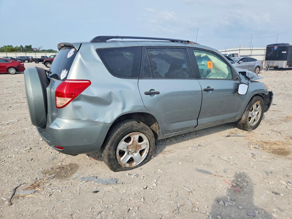Photo 3 from auction – 2007 TOYOTA RAV4 with VIN JTMBD33V075068107
