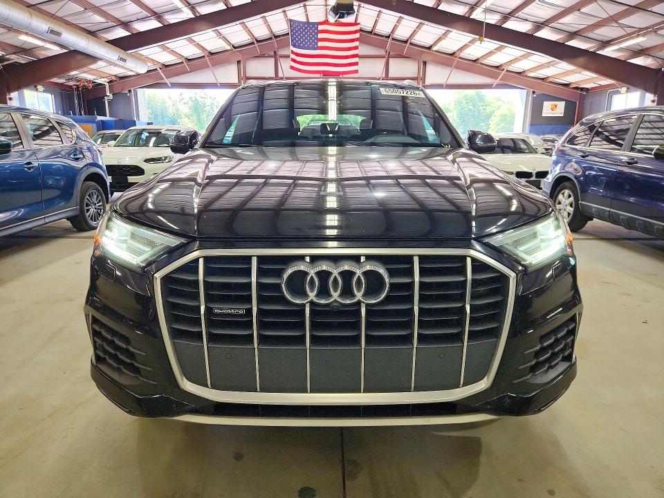 Photo 5 from auction – 2021 AUDI Q7 with VIN WA1LXAF75MD026685