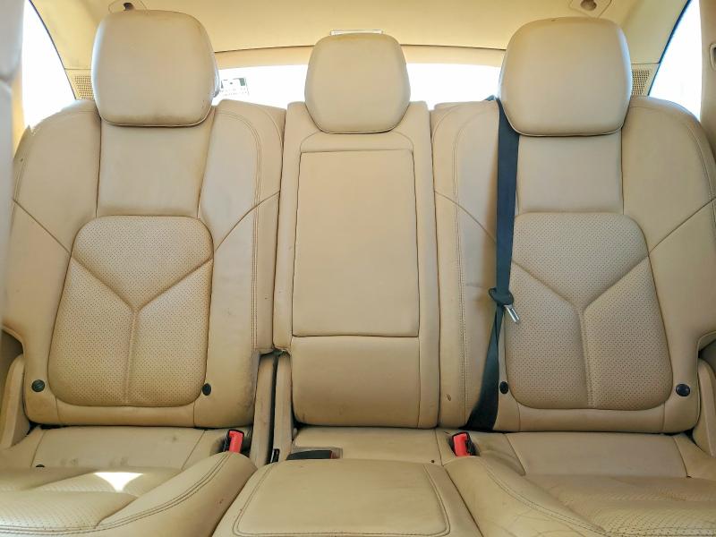 Photo 10 from auction – 2011 PORSCHE CAYENNE 4D with VIN WP1AA2A26BLA09718