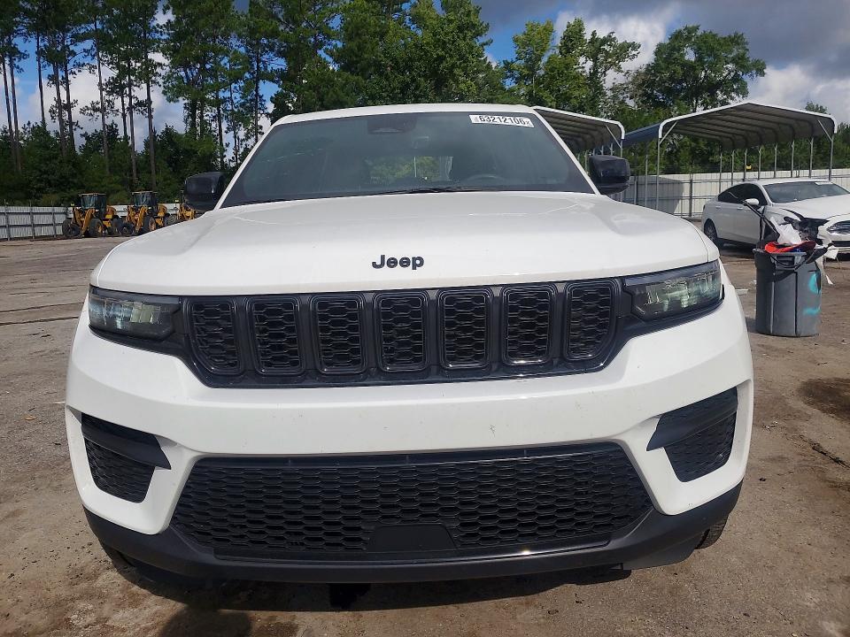 Photo 5 from auction – 2025 JEEP GRAND CHEROKEE with VIN 1C4RJHAG4SC303881