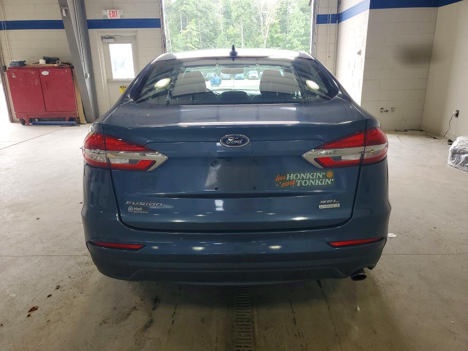 Photo 6 from auction – 2019 FORD FUSION with VIN 3FA6P0CD9KR233842