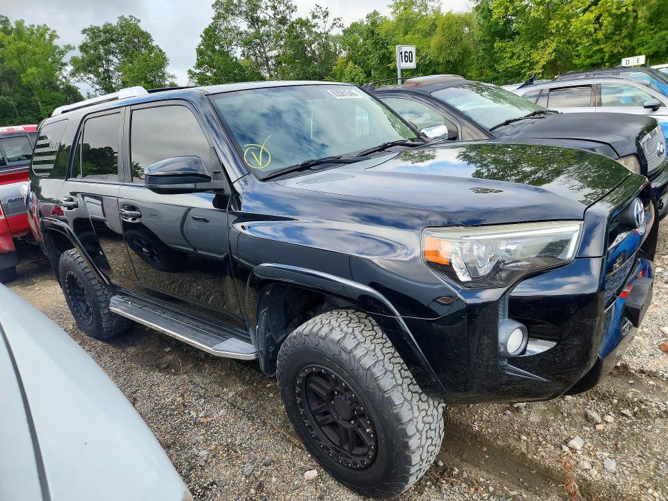 Photo 4 from auction – 2015 TOYOTA 4RUNNER with VIN JTEBU5JRXF5227954