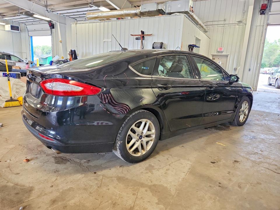 Photo 3 from auction – 2016 FORD FUSION with VIN 3FA6P0H7XGR365471