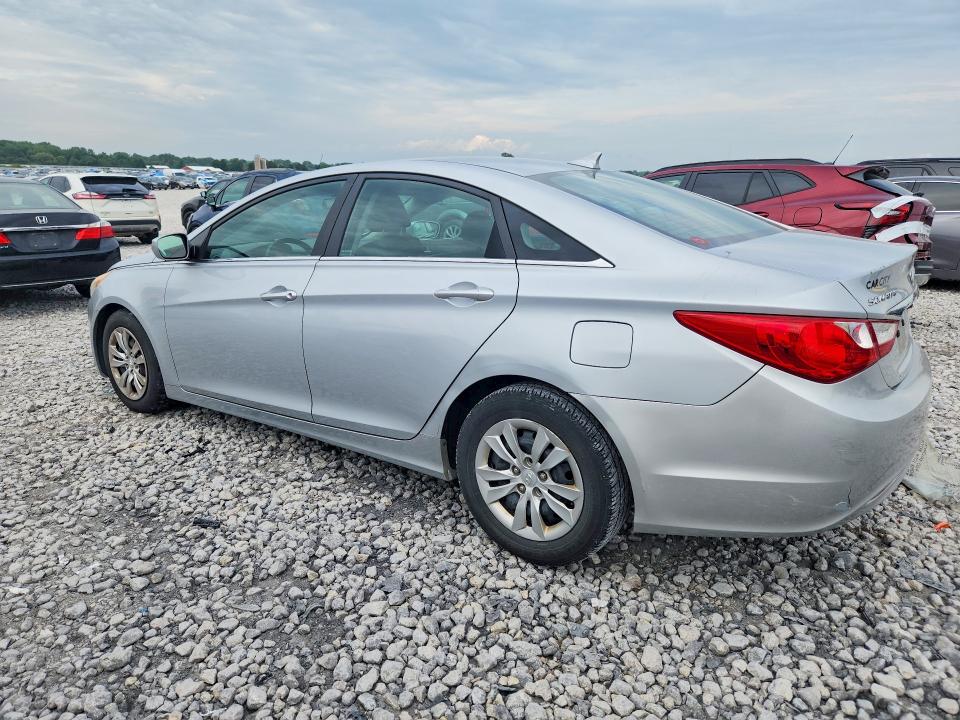 Photo 2 from auction – 2011 HYUNDAI SONATA with VIN 5NPEB4AC4BH227066