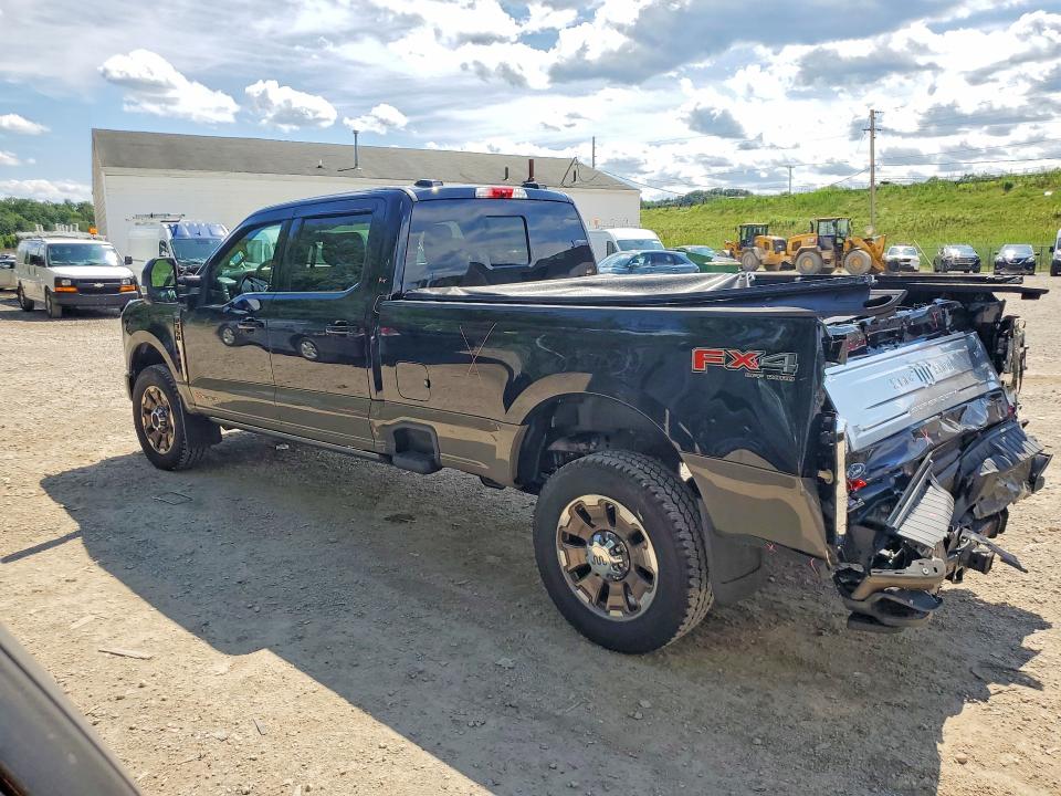 Photo 2 from auction – 2026 FORD F350 with VIN 1FT8W3BM5TEE01392