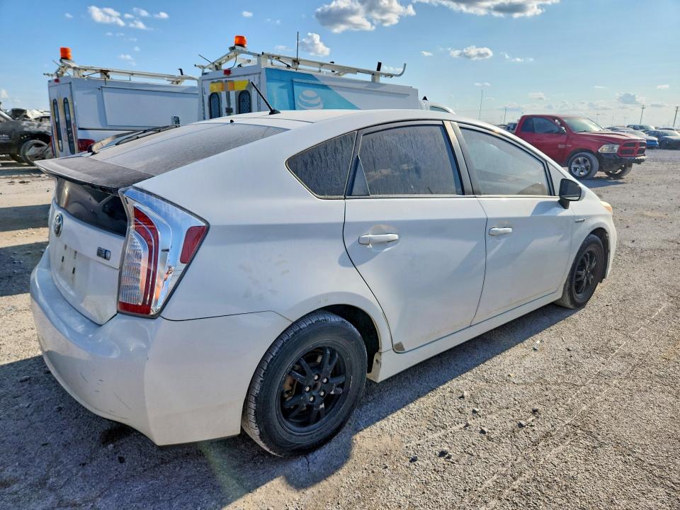 Photo 3 from auction – 2012 TOYOTA PRIUS with VIN JTDKN3DU4C5492595
