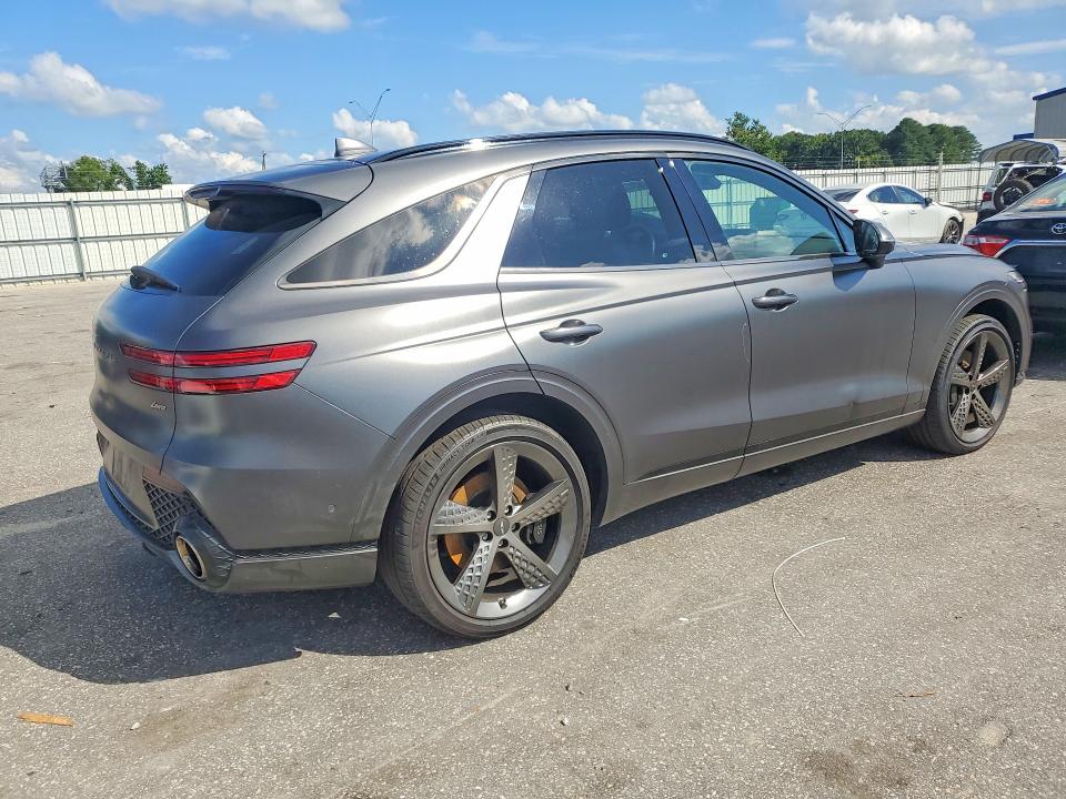 Photo 3 from auction – 2023 GENESIS GV70 with VIN KMUMADTB4PU100363