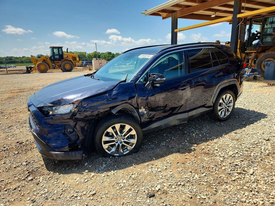 TOYOTA RAV4 2019 with VIN 2T3C1RFV0KW048095 - Photo from auction
