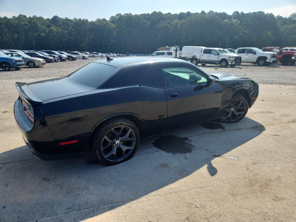 Photo 3 from auction – 2019 DODGE CHALLENGER with VIN 2C3CDZAG3KH649845