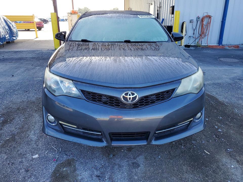 Photo 5 from auction – 2014 TOYOTA CAMRY with VIN 4T1BF1FK8EU843977