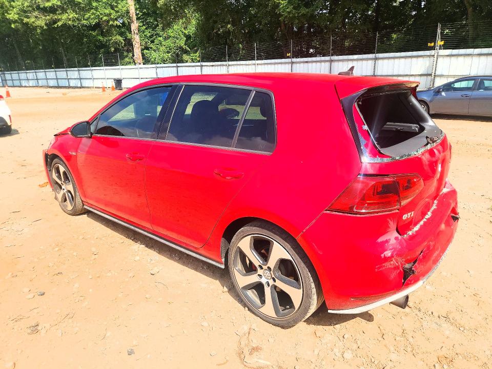 Photo 2 from auction – 2015 VOLKSWAGEN GTI with VIN 3VW5T7AU5FM008234
