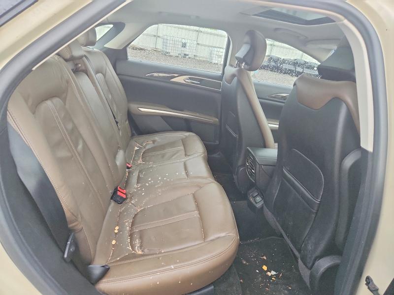 Photo 10 from auction – 2016 LINCOLN MKZ with VIN 3LN6L2LU3GR630371