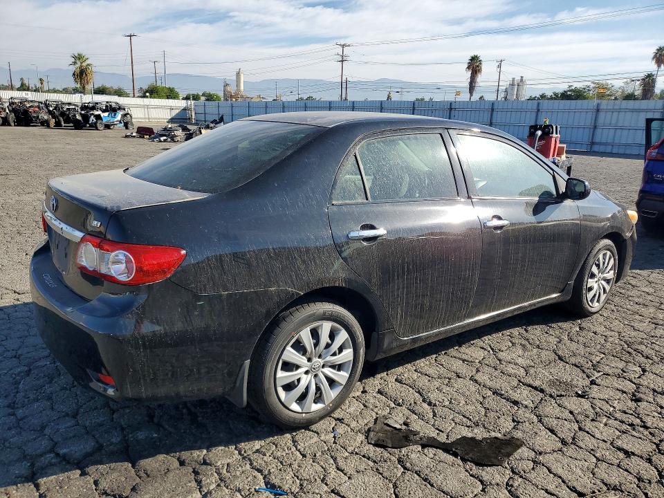 Photo 3 from auction – 2013 TOYOTA COROLLA with VIN JTDBU4EEXDJ119392