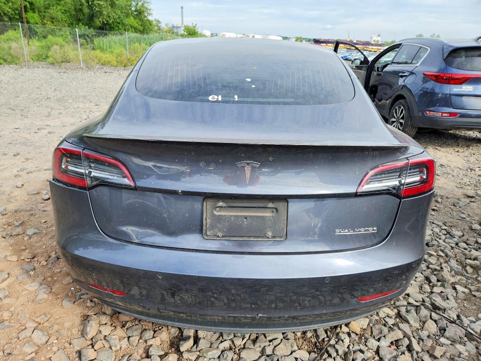 Photo 6 from auction – 2019 TESLA MODEL 3 with VIN 5YJ3E1EB3KF237567