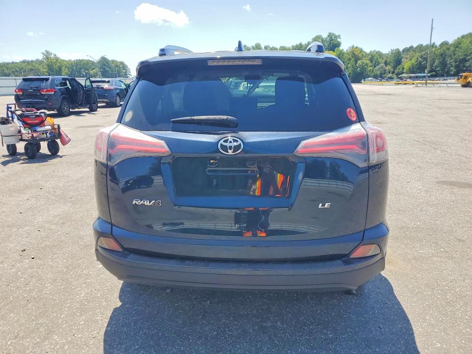 Photo 6 from auction – 2017 TOYOTA RAV4 with VIN JTMZFREV9HJ719851