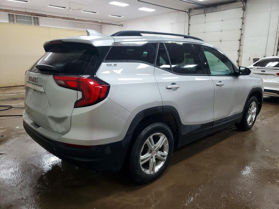 Photo 3 from auction – 2018 GMC TERRAIN with VIN 3GKALMEV7JL396430