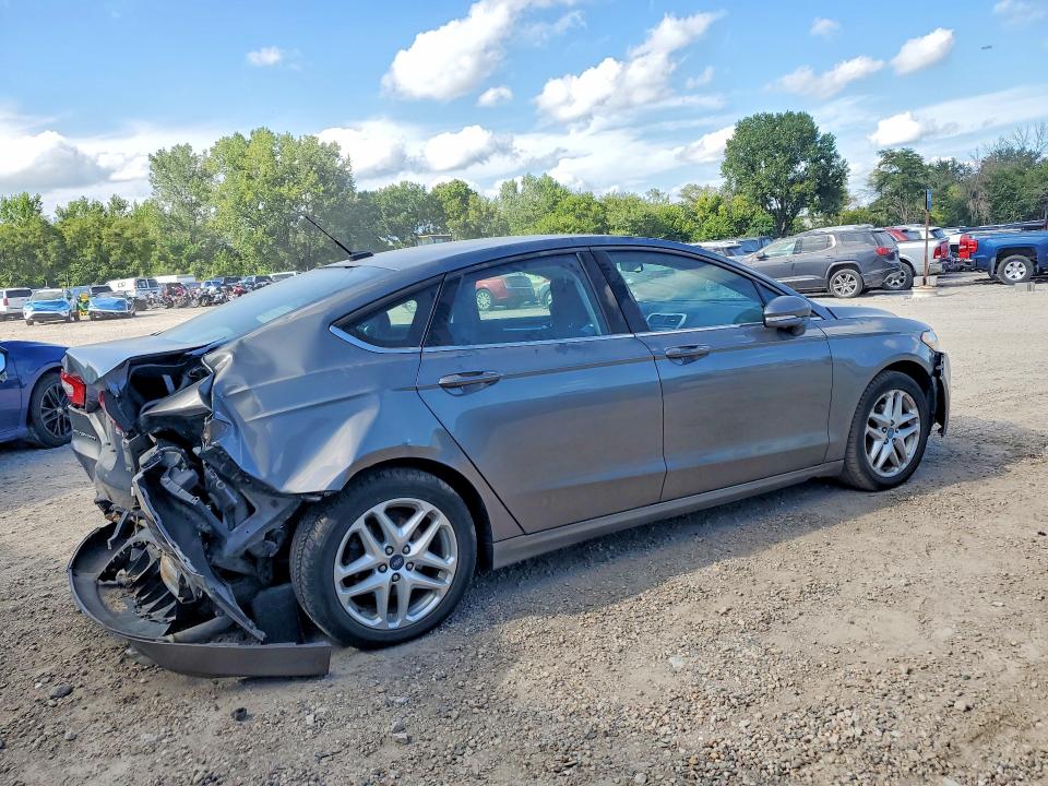 Photo 3 from auction – 2013 FORD FUSION with VIN 3FA6P0H72DR142000