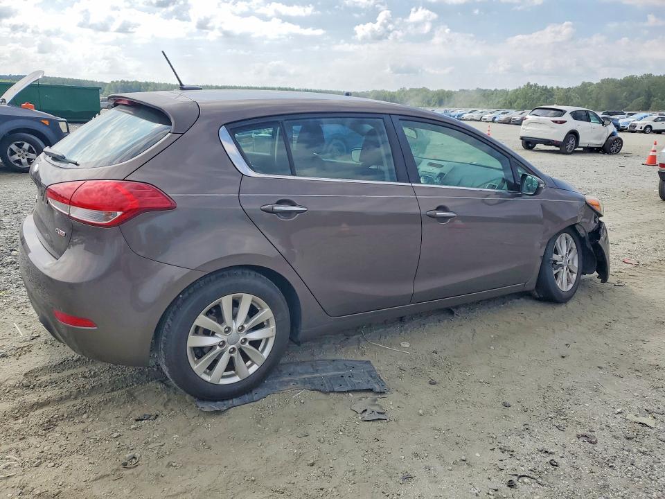 Photo 3 from auction – 2014 KIA FORTE with VIN KNAFX5A82E5158693