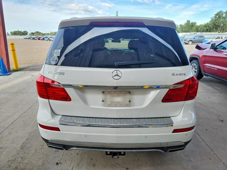 Photo 6 from auction – 2015 MERCEDES-BENZ GL with VIN 4JGDF6EE7FA614355