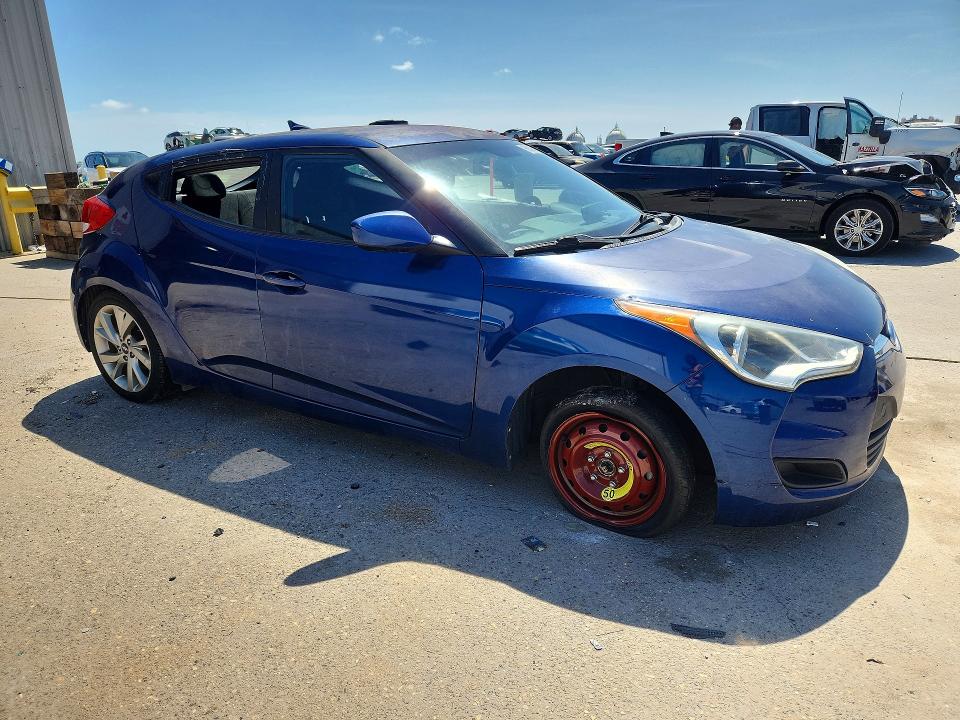 Photo 4 from auction – 2016 HYUNDAI VELOSTER with VIN KMHTC6AD0GU282325