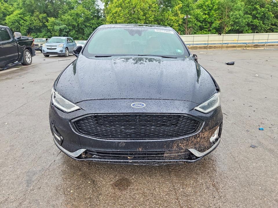 Photo 5 from auction – 2019 FORD FUSION with VIN 3FA6P0D97KR248480