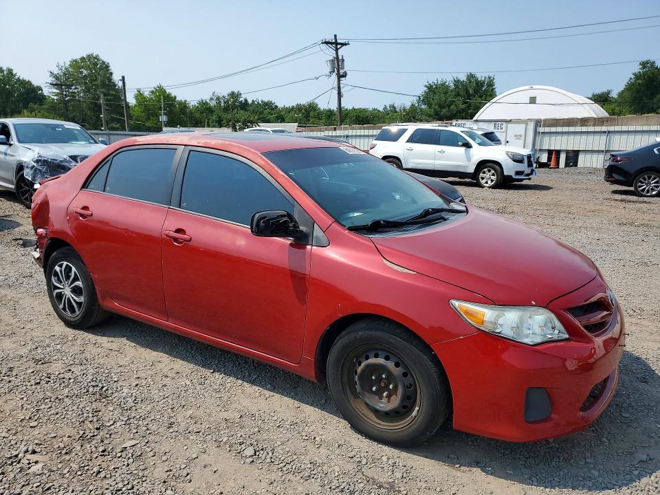 Photo 4 from auction – 2011 TOYOTA COROLLA with VIN 2T1BU4EE6BC677202
